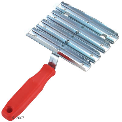 Metall Striegel zur Pferdepflege - 1 St�ck